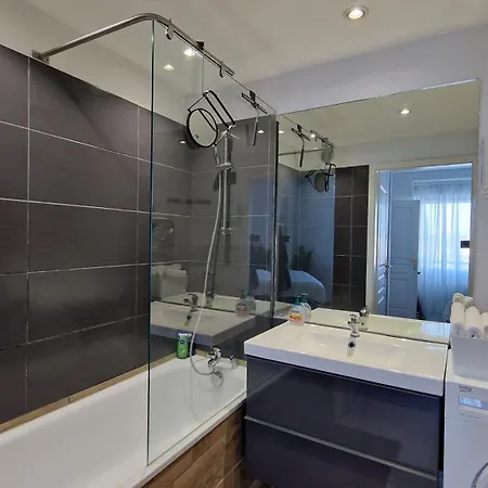 Appartement Swiss Border For 4 People, Free Parking, 1min From Basel Saint-Louis (Haut-Rhin)
